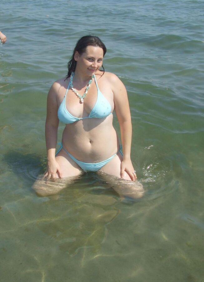 Free porn pics of Sexy Chubby Wife with Blue Bikini 20 of 24 pics