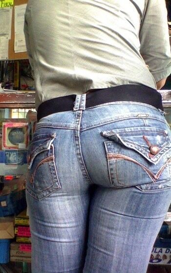 Free porn pics of Beautiful butts in jeans 14 of 39 pics