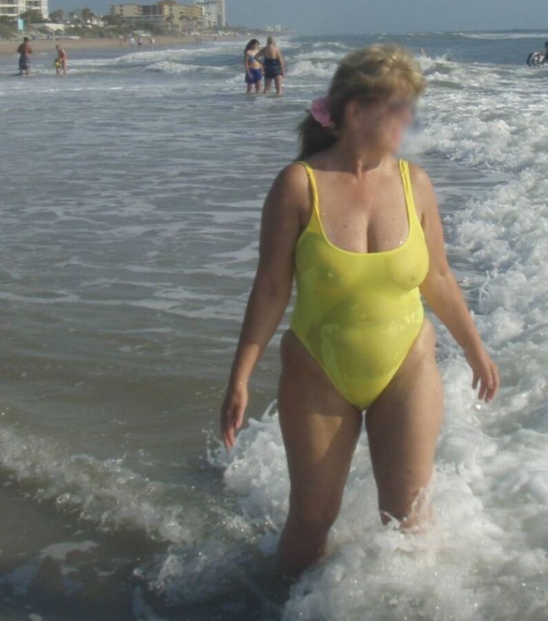 Free porn pics of Chubby matures in swimsuit 9 of 12 pics