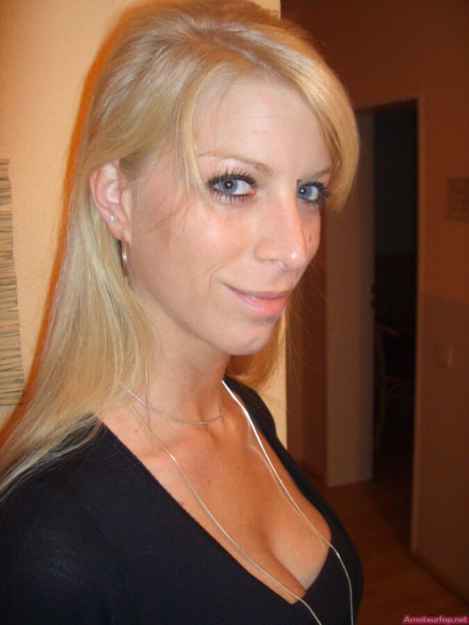 Free porn pics of Blonde Busty Ex-Girlfriend Rebecca 15 of 40 pics