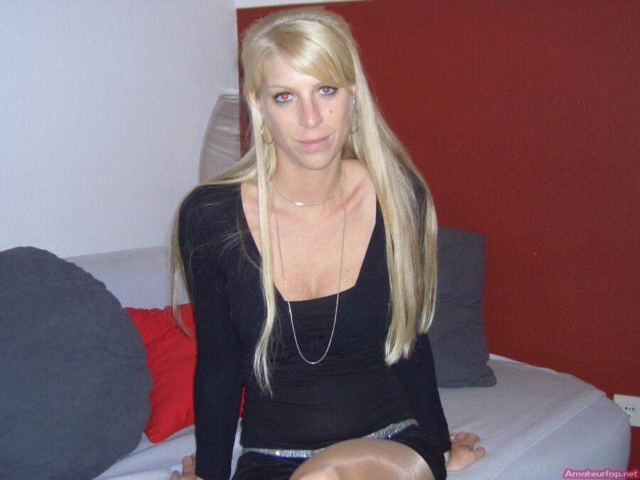 Free porn pics of Blonde Busty Ex-Girlfriend Rebecca 21 of 40 pics