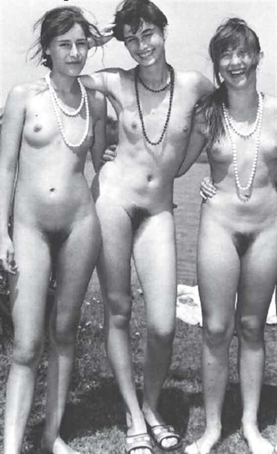 Free porn pics of Vintage nudists 12 of 50 pics