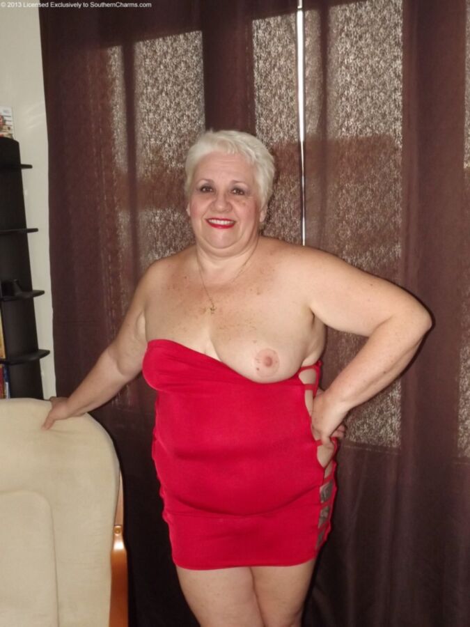 Free porn pics of Fat old Granny amateur 16 of 28 pics