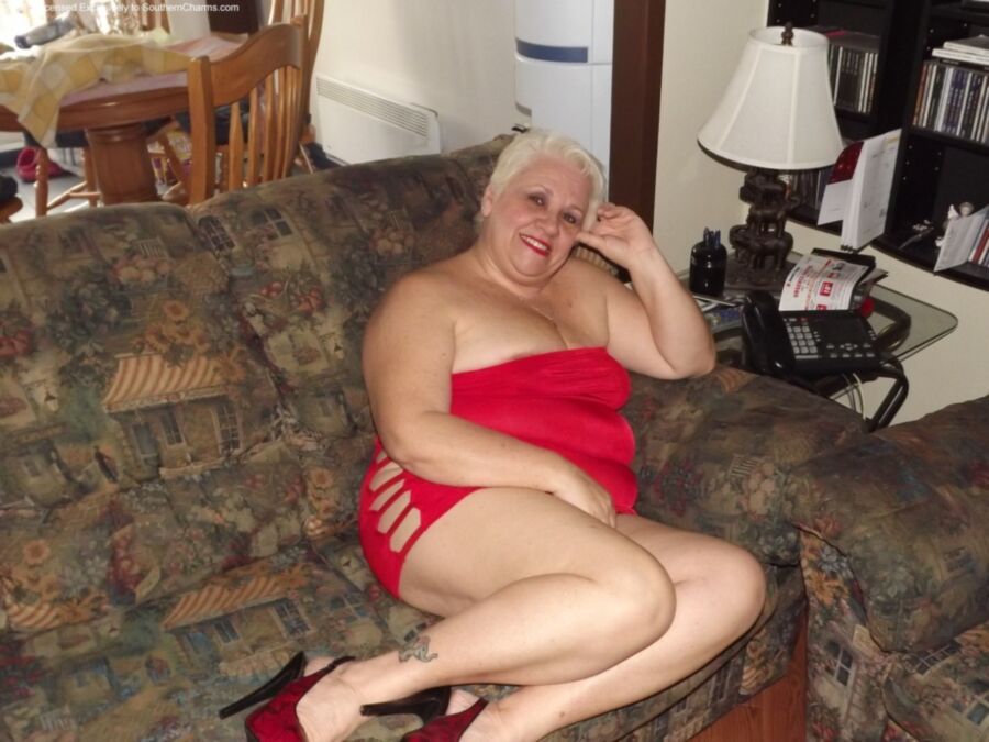 Free porn pics of Fat old Granny amateur 15 of 28 pics