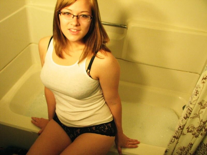 Free porn pics of Girls, Geeks, and Glasses 17 of 137 pics