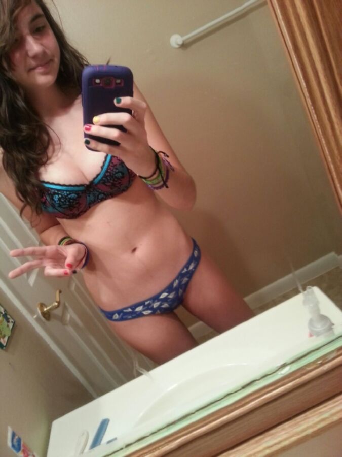 Free porn pics of Teenager Kirsten Flashing Her Bra and Panties 4 of 19 pics