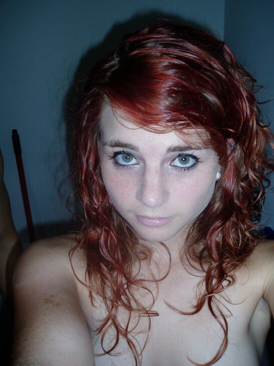 Free porn pics of Redhead Posing 18 of 30 pics