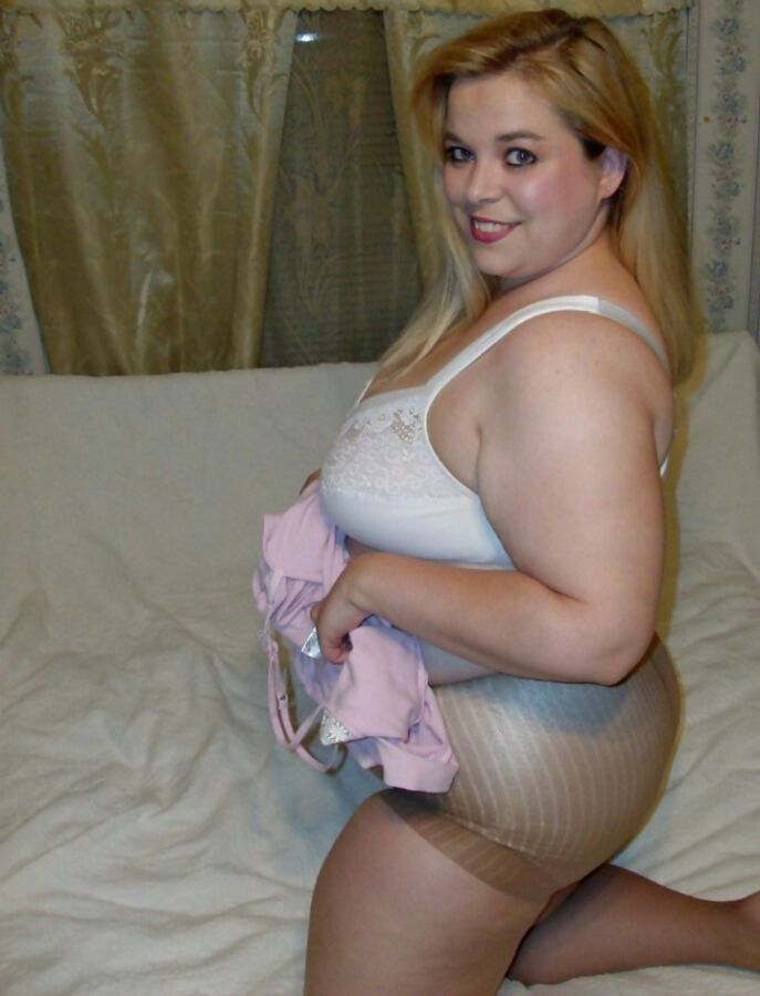 Free porn pics of old and fat in pantyhose 16 of 32 pics