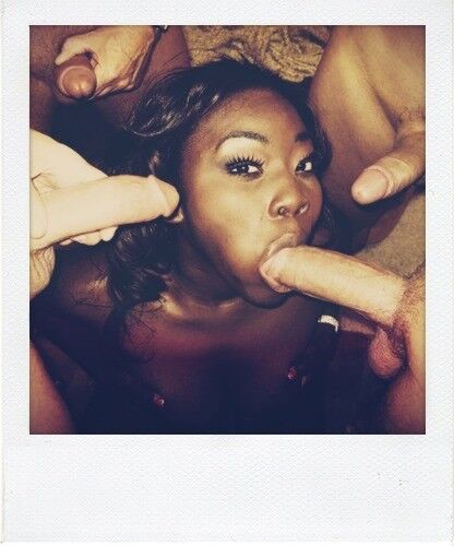 Free porn pics of Ebony Asses and Lips 3 of 17 pics