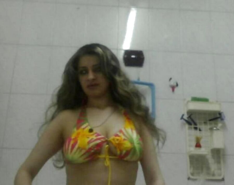 Free porn pics of Sexy mature Arab girl 3 of 11 pics
