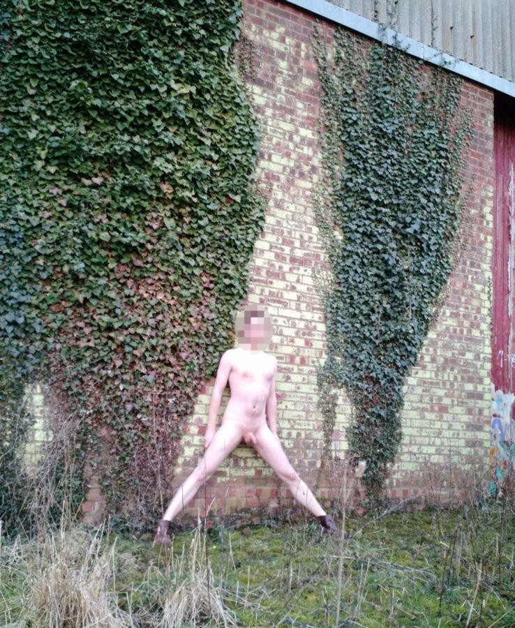 Free porn pics of Me naked by a barn in the countryside 9 of 21 pics
