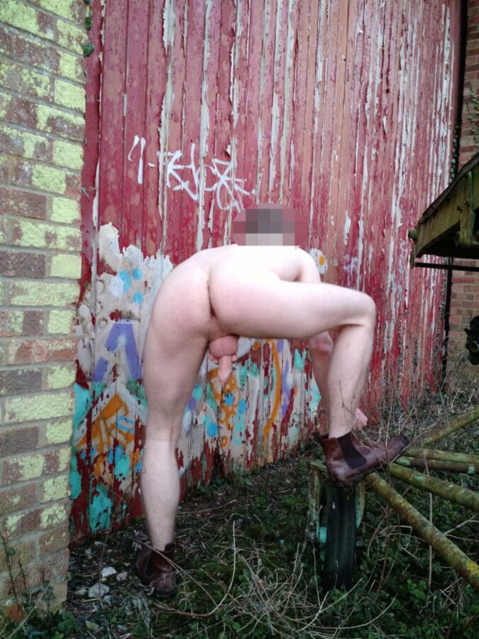 Free porn pics of Me naked by a barn in the countryside 2 of 21 pics