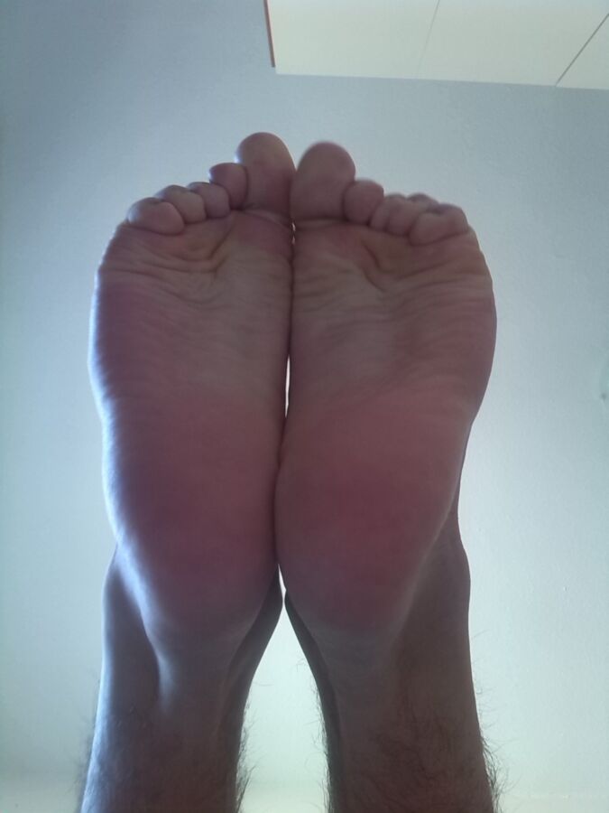 Free porn pics of My tender, soft, wrinkled soles 16 of 40 pics