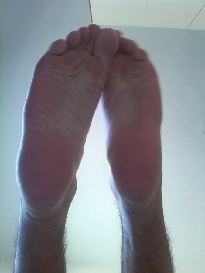 Free porn pics of My tender, soft, wrinkled soles 12 of 40 pics