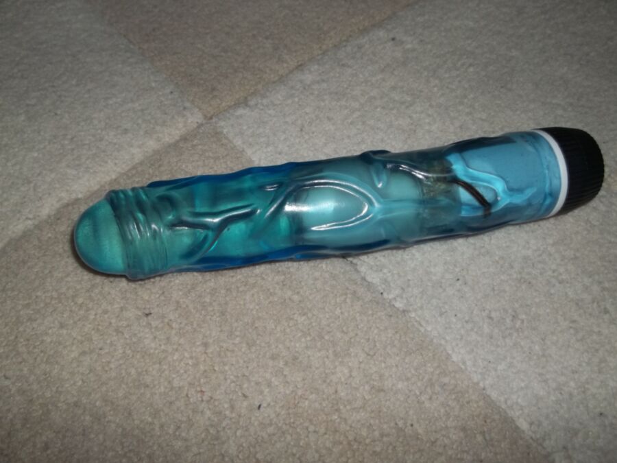 Free porn pics of my partners toys 1 of 6 pics