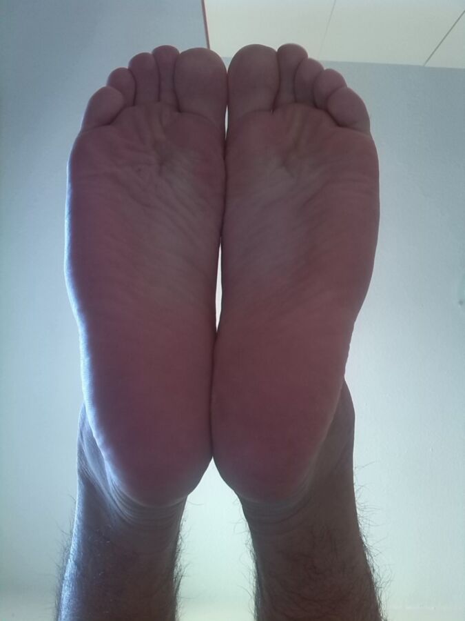 Free porn pics of My tender, soft, wrinkled soles 1 of 40 pics