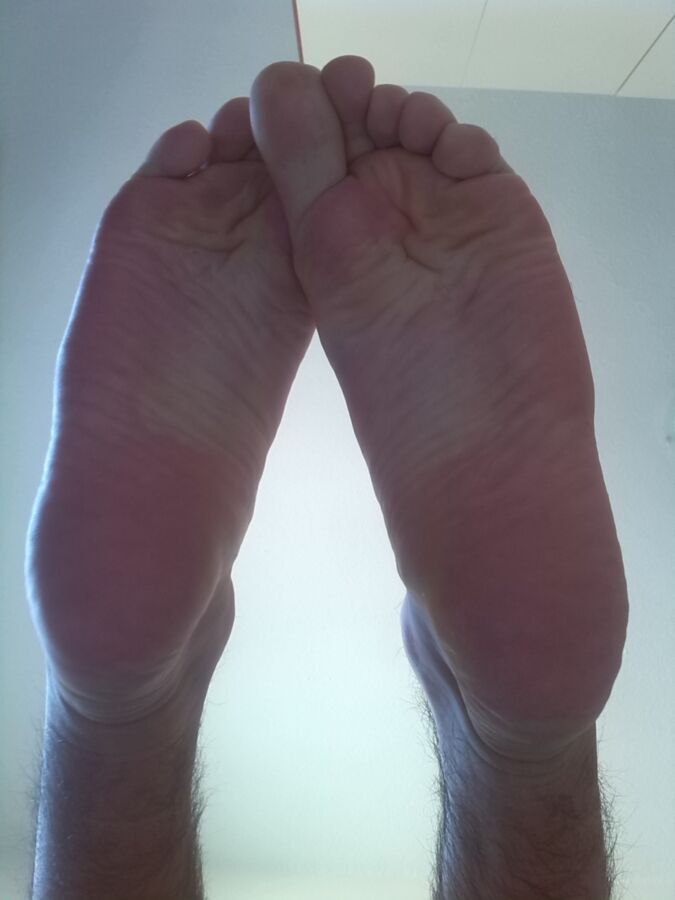 Free porn pics of My tender, soft, wrinkled soles 9 of 40 pics