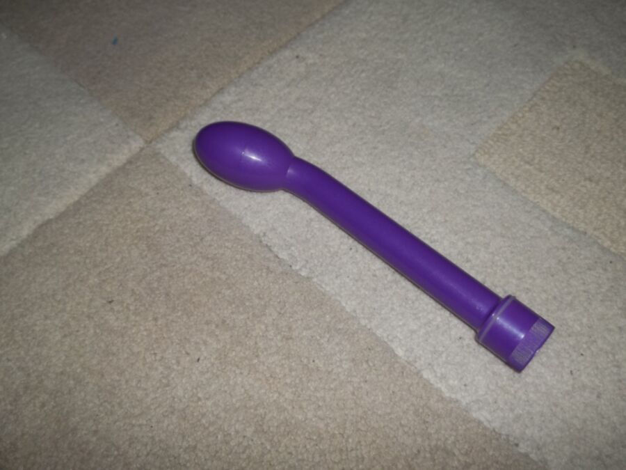 Free porn pics of my partners toys 4 of 6 pics