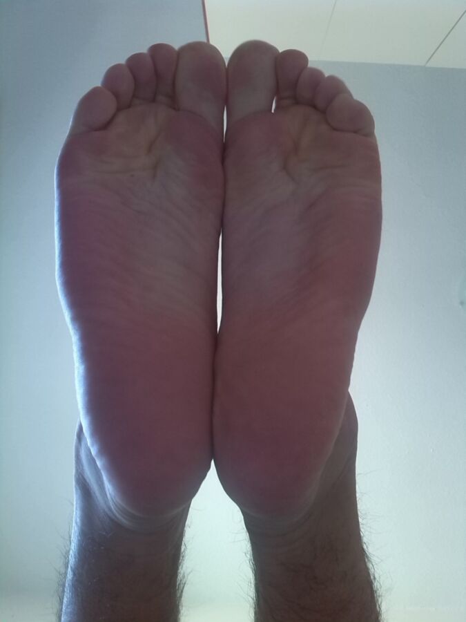 Free porn pics of My tender, soft, wrinkled soles 6 of 40 pics