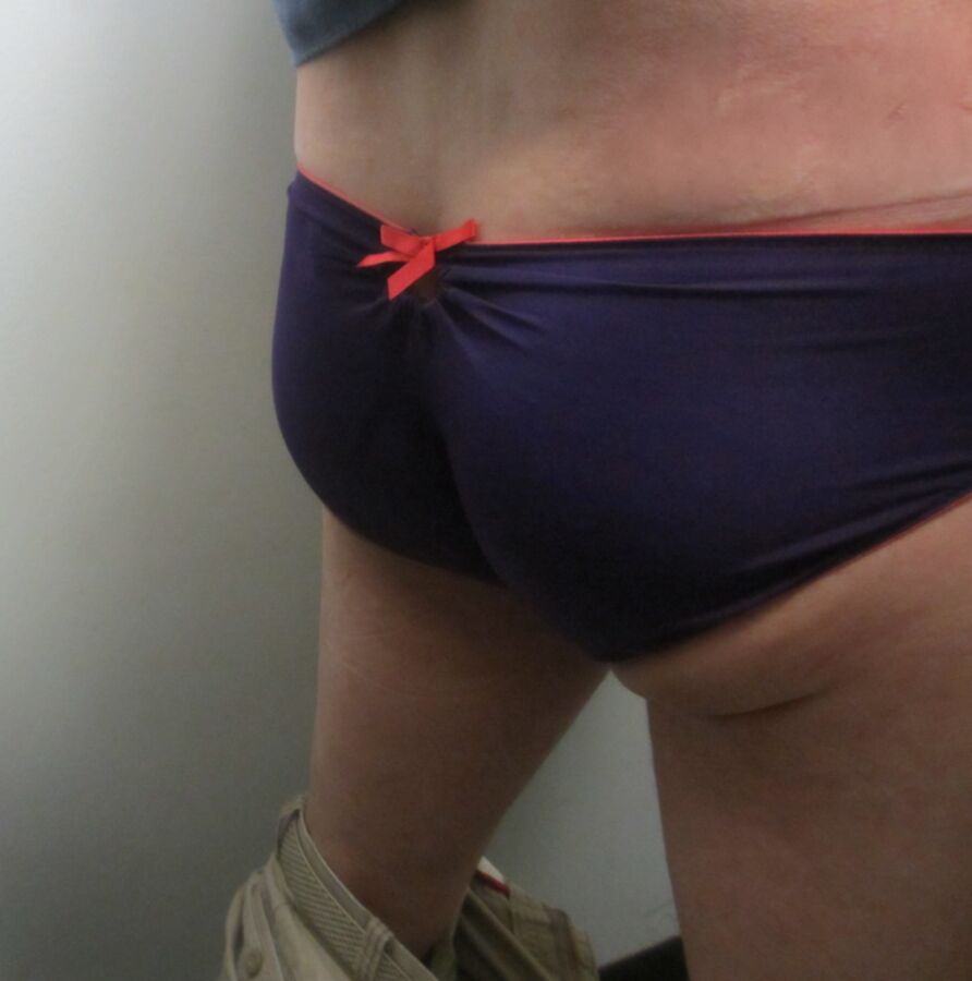 Free porn pics of horny in panties at work 13 of 23 pics