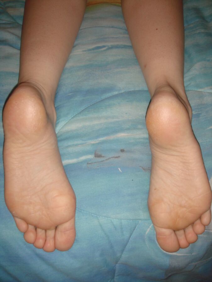Free porn pics of the feets of my wife for people which loike that 15 of 19 pics