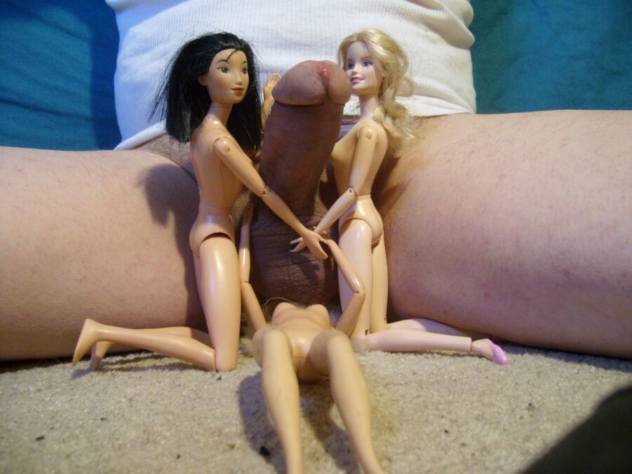 Free porn pics of Barbie threesome 23 of 30 pics