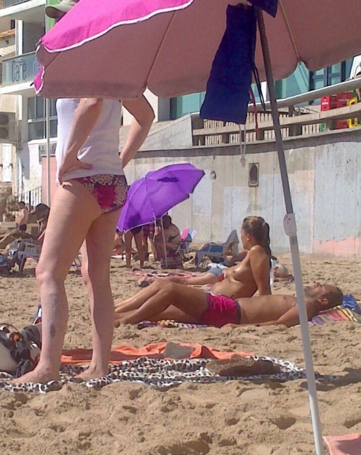 Free porn pics of Holiday candids - topless & bikini in Costa Blanca & Tenerife 7 of 12 pics