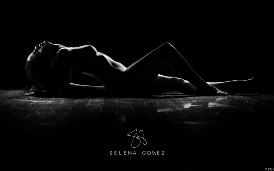 Free porn pics of Selena Gomez Phay-ked in Black and White 19 of 20 pics
