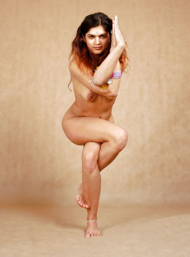 Free porn pics of Flexi Desi - Nude Yoga 11 of 22 pics