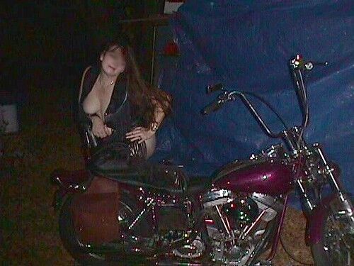 Free porn pics of Tim and T., Texas biker couple who swing 5 of 65 pics