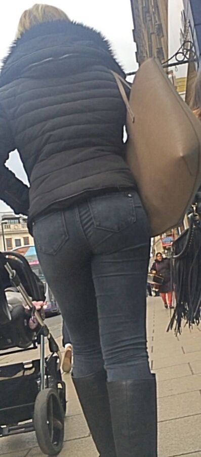 Free porn pics of Hot Candid Leggings and Jeans 15 of 65 pics