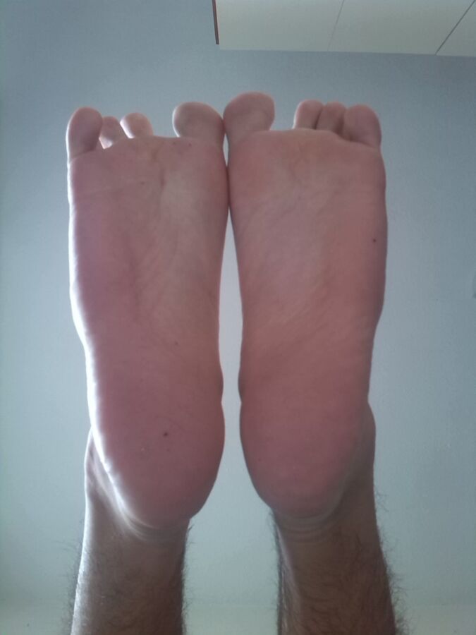 Free porn pics of My wrinkled, tender, soft soles 17 of 18 pics