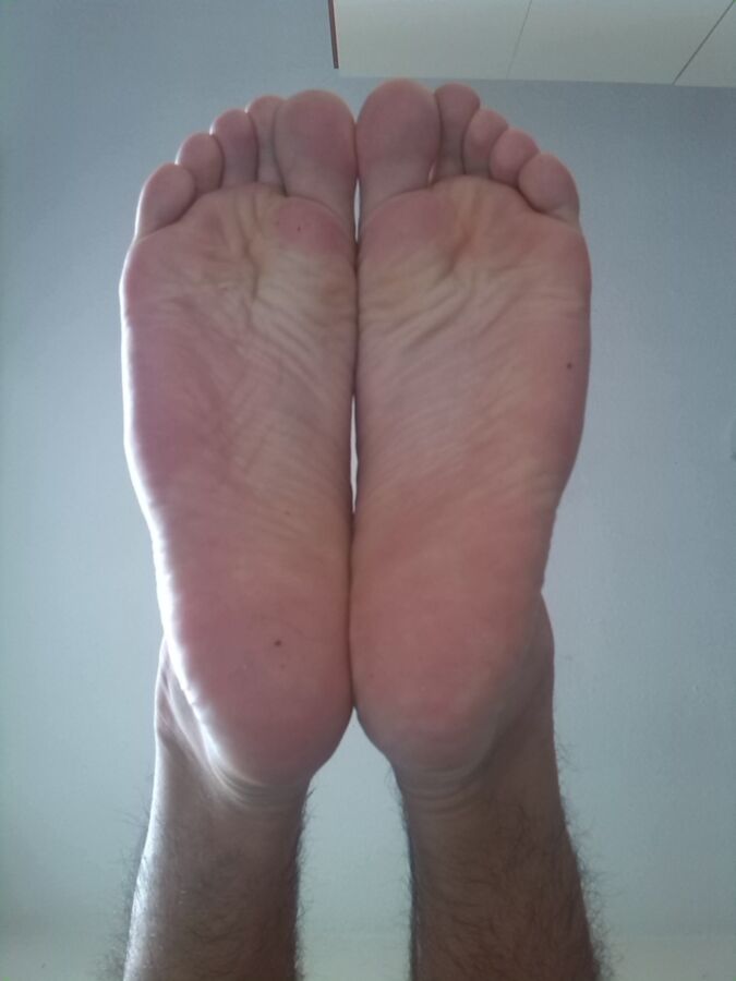 Free porn pics of My wrinkled, tender, soft soles 1 of 18 pics