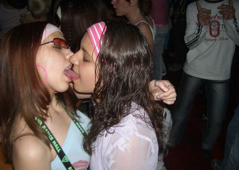 Free porn pics of Russian teenie party 1 of 39 pics