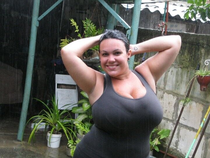 Free porn pics of Yendri Diaz(Latina with MEGA tits) 7 of 20 pics
