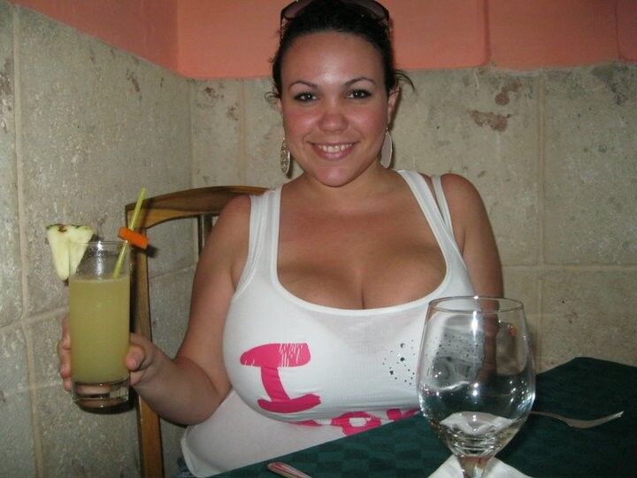 Free porn pics of Yendri Diaz(Latina with MEGA tits) 4 of 20 pics