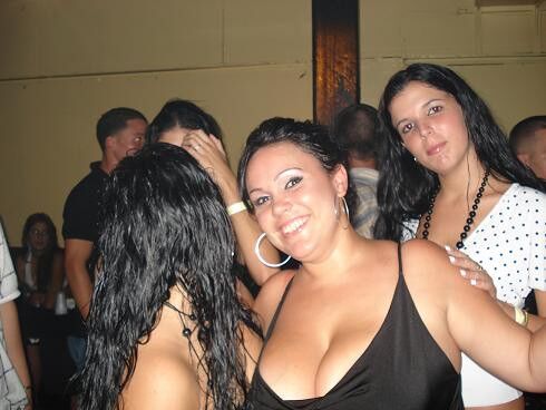 Free porn pics of Yendri Diaz(Latina with MEGA tits) 17 of 20 pics