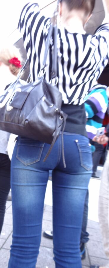 Free porn pics of Sexy Jeans Ass 7 of 10 pics